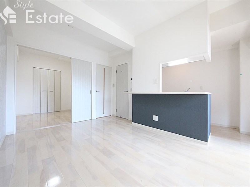 居室・リビング　内装