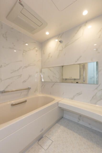 バス・シャワールーム　※別部屋写真参照