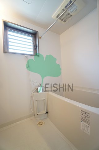 バス・シャワールーム　清潔感のある浴室です！