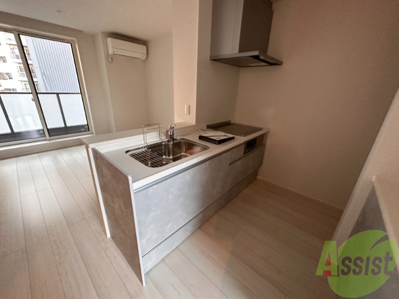 キッチン　キッチンはシステムキッチンですぐにお使い頂けます。