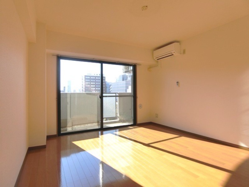 居室・リビング　図面と現状に相違がある場合には現状を優先