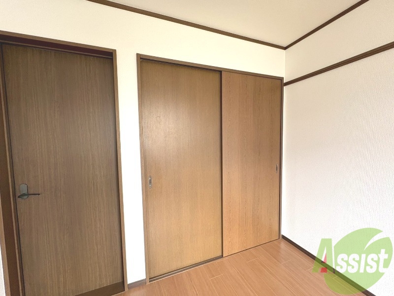 収納　お部屋に収納があるので荷物が沢山入ります。