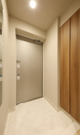 玄関　☆シューズボックス付き玄関☆