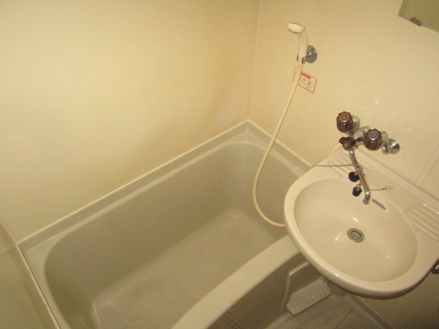 バス・シャワールーム　コスモポリタン90