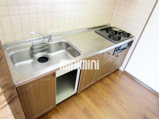 キッチン　素敵なシステムキッチンでお料理も楽しみ