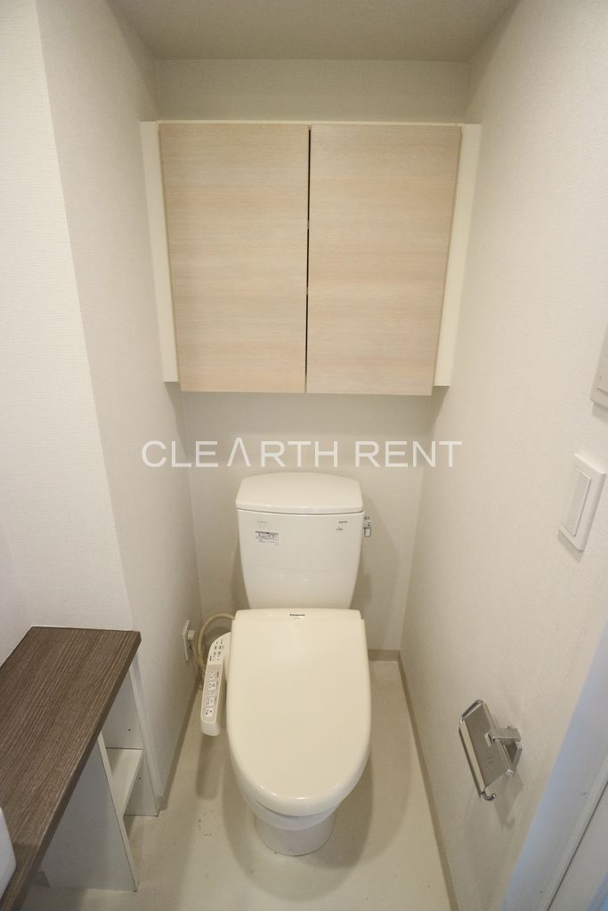 トイレ　同タイプ別住戸写真となります。現況と異なる場合がございます。