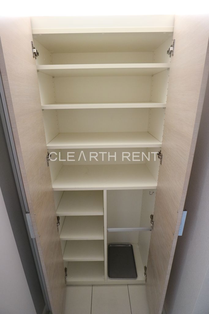 玄関　同タイプ別住戸写真となります。現況と異なる場合がございます。