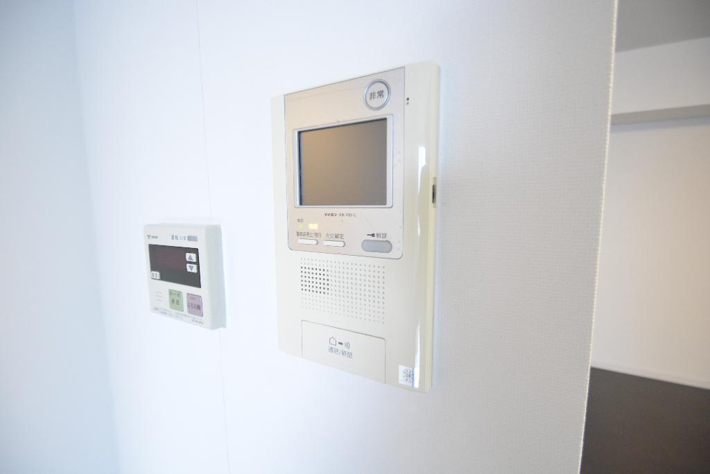 セキュリティ　カメラ付インターホン