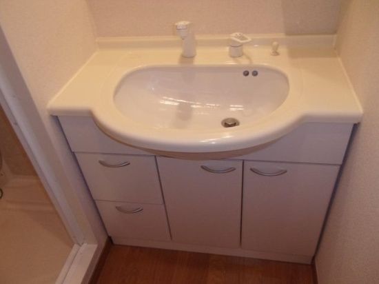 洗面設備　■収納＆鏡付き独立洗面台♪