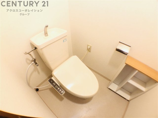 トイレ　コンパクトで使いやすいトイレです♪