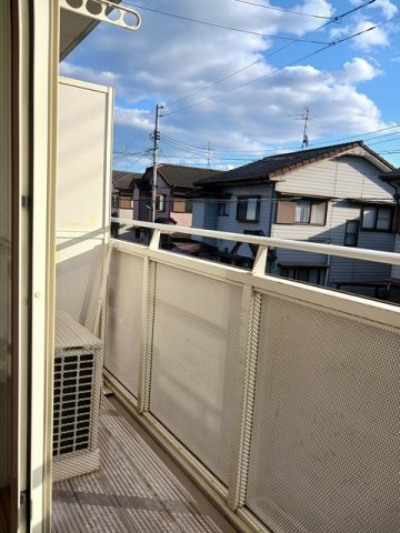 バルコニー　外からの目が気にならないバルコニーで洗濯物が干せます