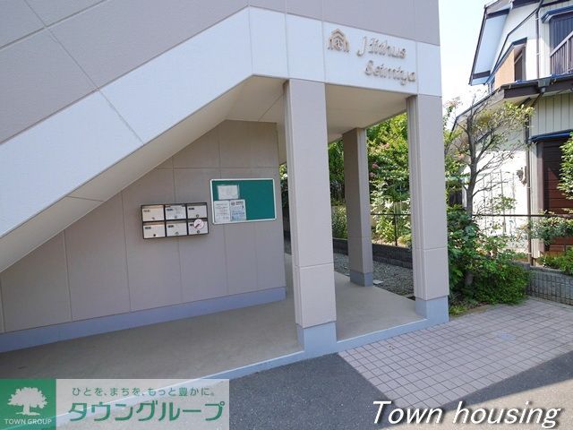 エントランス　エントランス