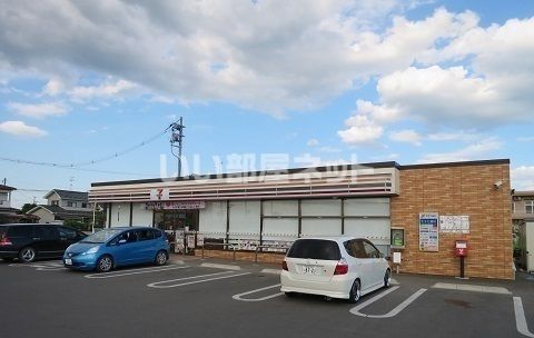 コンビニ　セブンイレブン 角田桜店（コンビニ）まで275m
