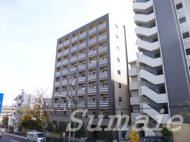 建物外観　帰り道も安心な立地ですよ♪