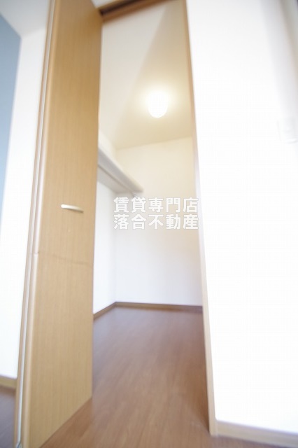 収納　便利なウォークインクローゼット♪