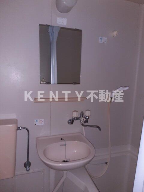洗面設備　コンパクトで使いやすい洗面所