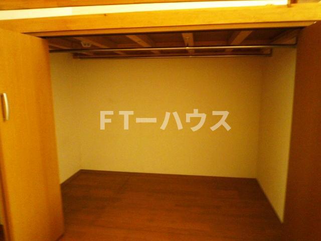 収納　ロフト下収納