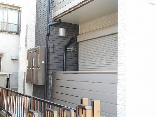 バルコニー　シャッター付き