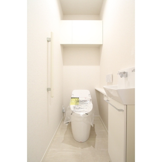 トイレ　手洗い場のあるトイレスペース♪