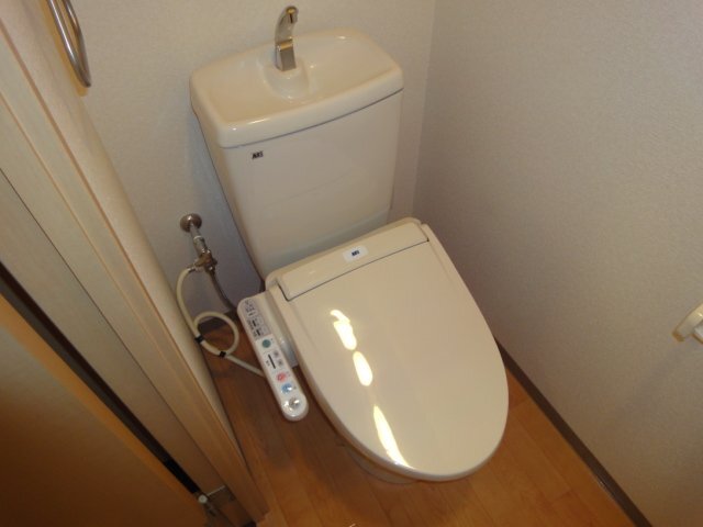 トイレ　シャワー付トイレ（イメージ）