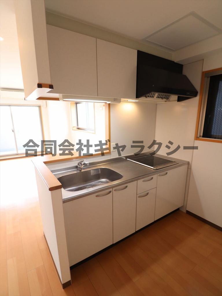 キッチン　2口IHコンロ付きのキッチン