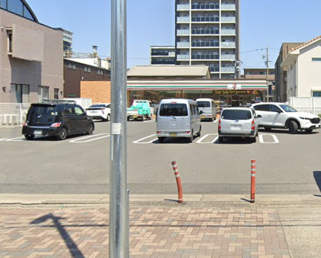 コンビニ　セブンイレブン 名古屋井深町店（コンビニ）まで183m
