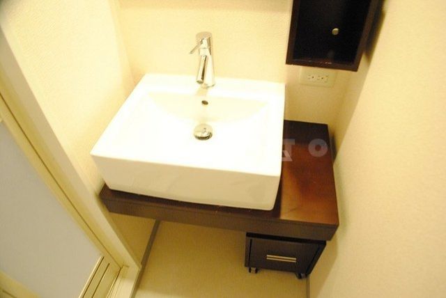 セレニテ新大阪弐番館の内装写真