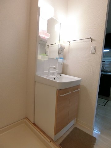 洗面設備　洗髪洗面化粧台で忙しい朝にも寝癖の付いた頭にも優しい☆お化粧