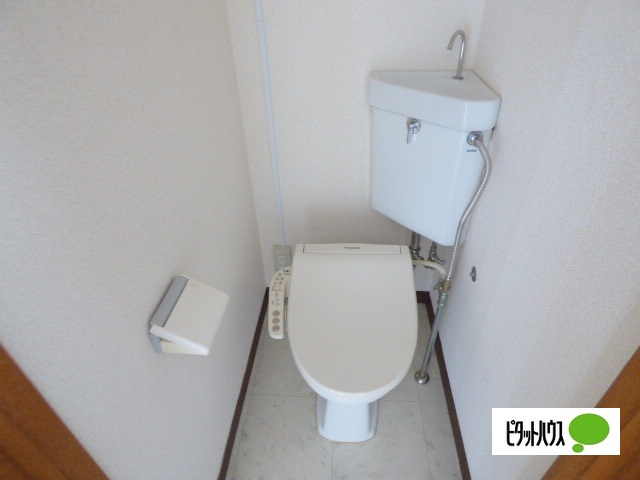 カーサ三輪のトイレ写真