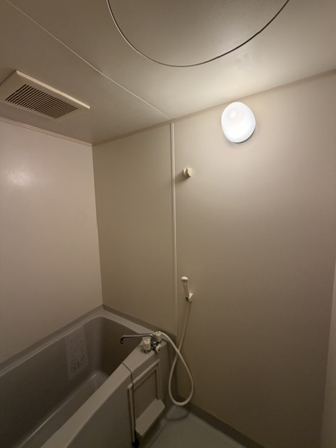 FULL HOUSEの風呂写真