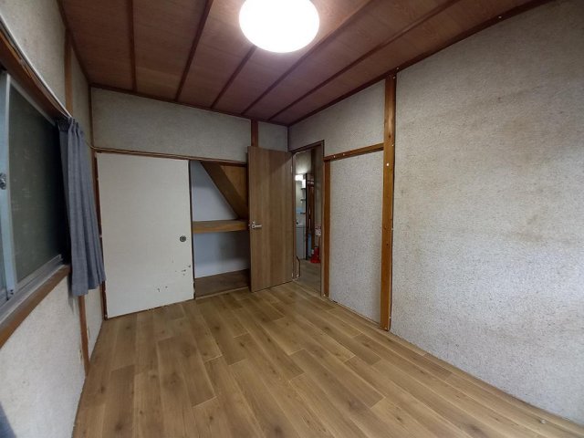 京阪交野線 村野駅 徒歩15分 2階建 築49年の居間写真