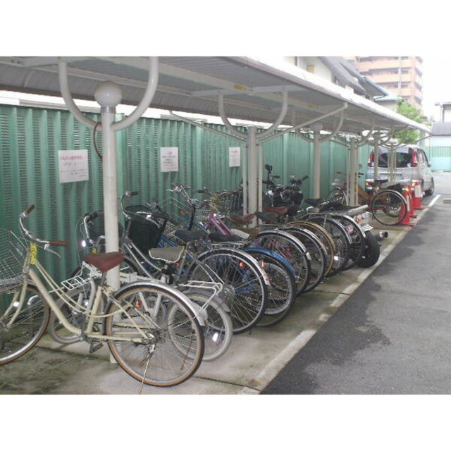 阪急神戸線 岡本駅 徒歩7分 3階建 築24年の外観写真