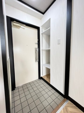 玄関　別号室の画像です。ご参考下さい