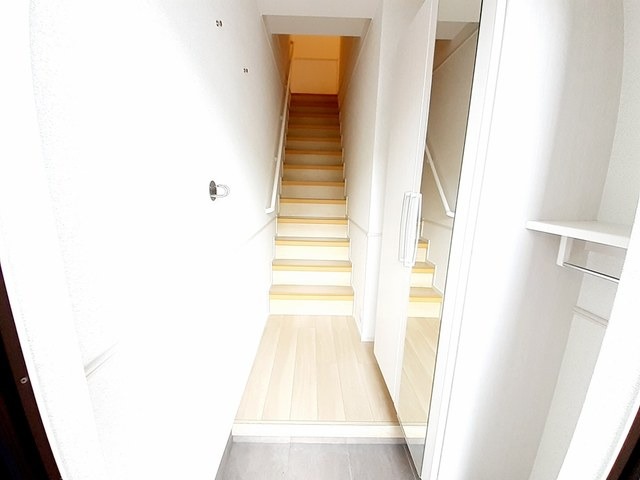 アトレ織島IIの玄関写真
