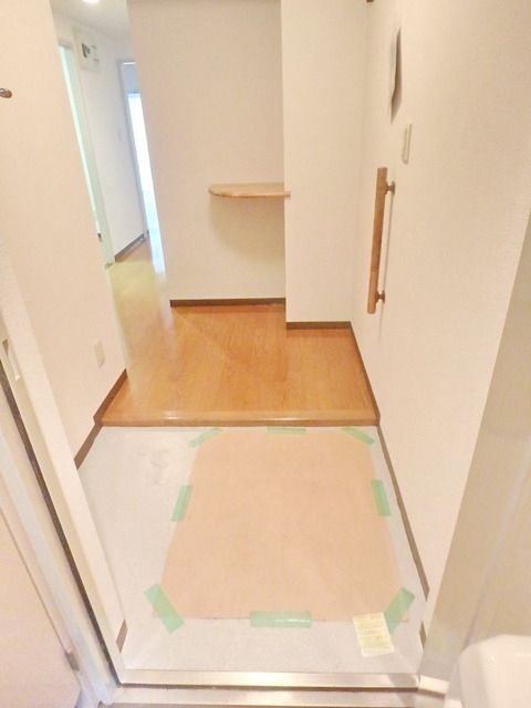 コーポレート小金井梶野通り7号棟の玄関写真
