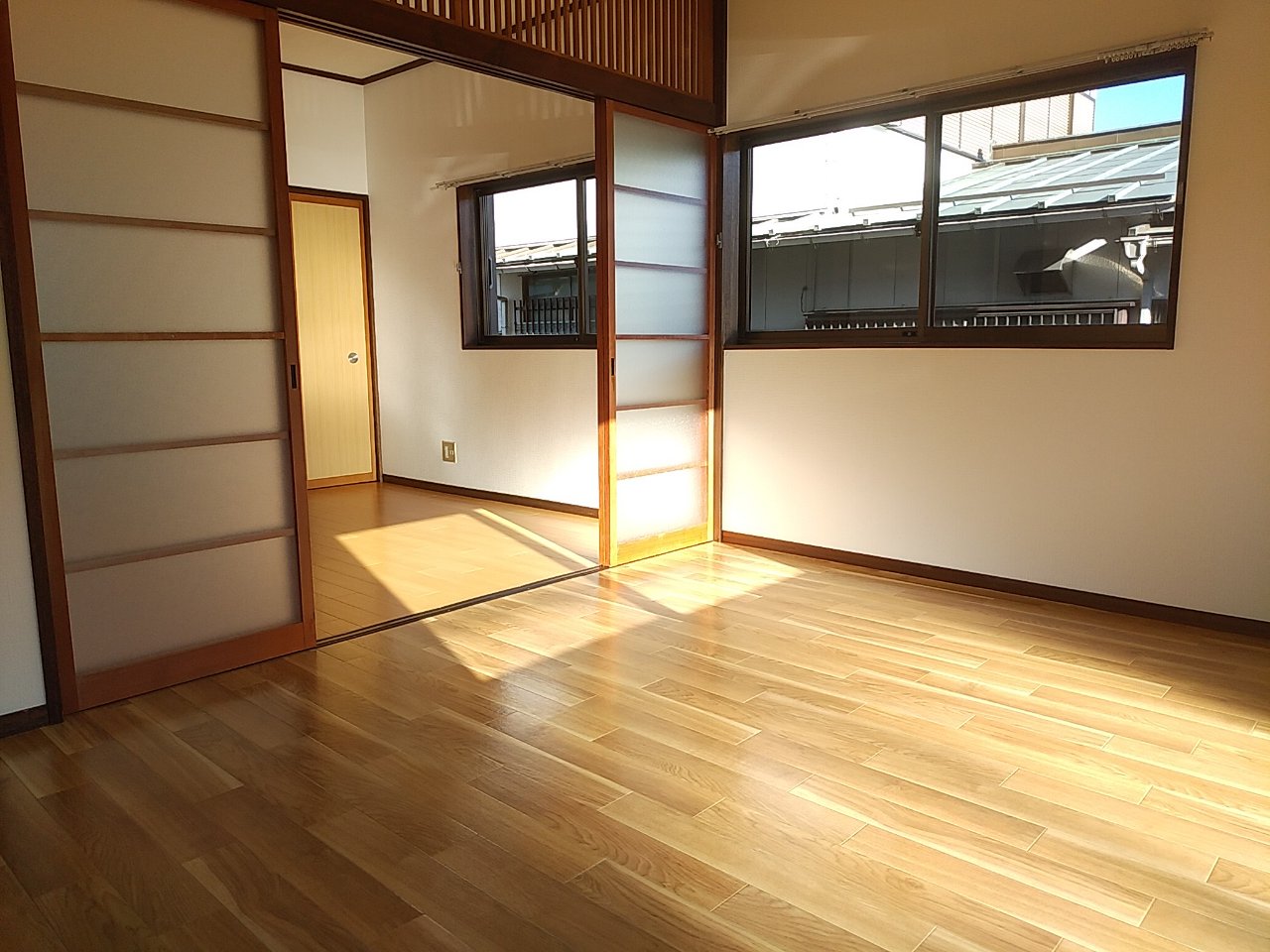 タウンソレイユAの居間写真