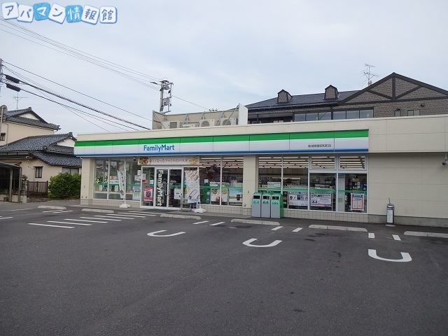 コンビニ　ファミリーマート新潟関屋昭和町店（コンビニ）まで526m