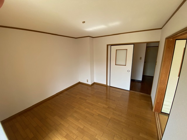 東レジデンスの居間写真