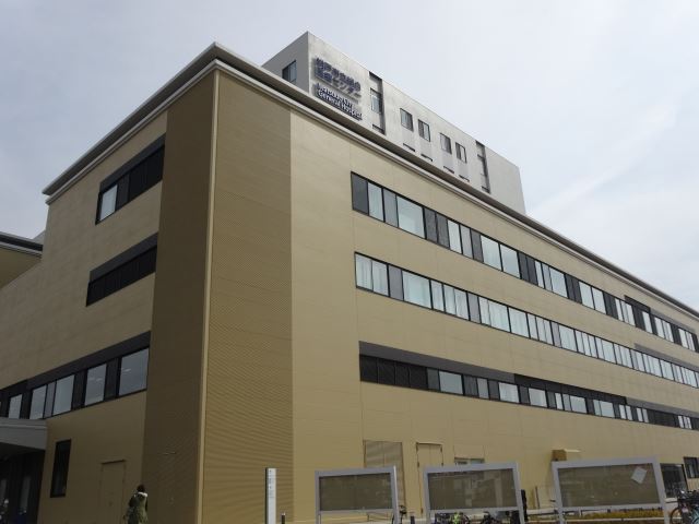 中学校　松戸市立第六中学校（中学校）まで935m