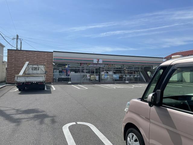 コンビニ　セブン－イレブン宮崎恒久４丁目店（コンビニ）まで748m