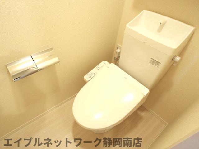 トイレ　シンプルで使いやすいトイレです