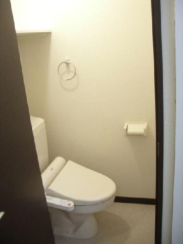 【名古屋市緑区赤松のアパートのトイレ】