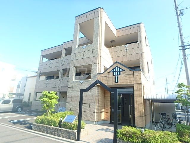 名古屋市中川区戸田明正のマンションの建物外観