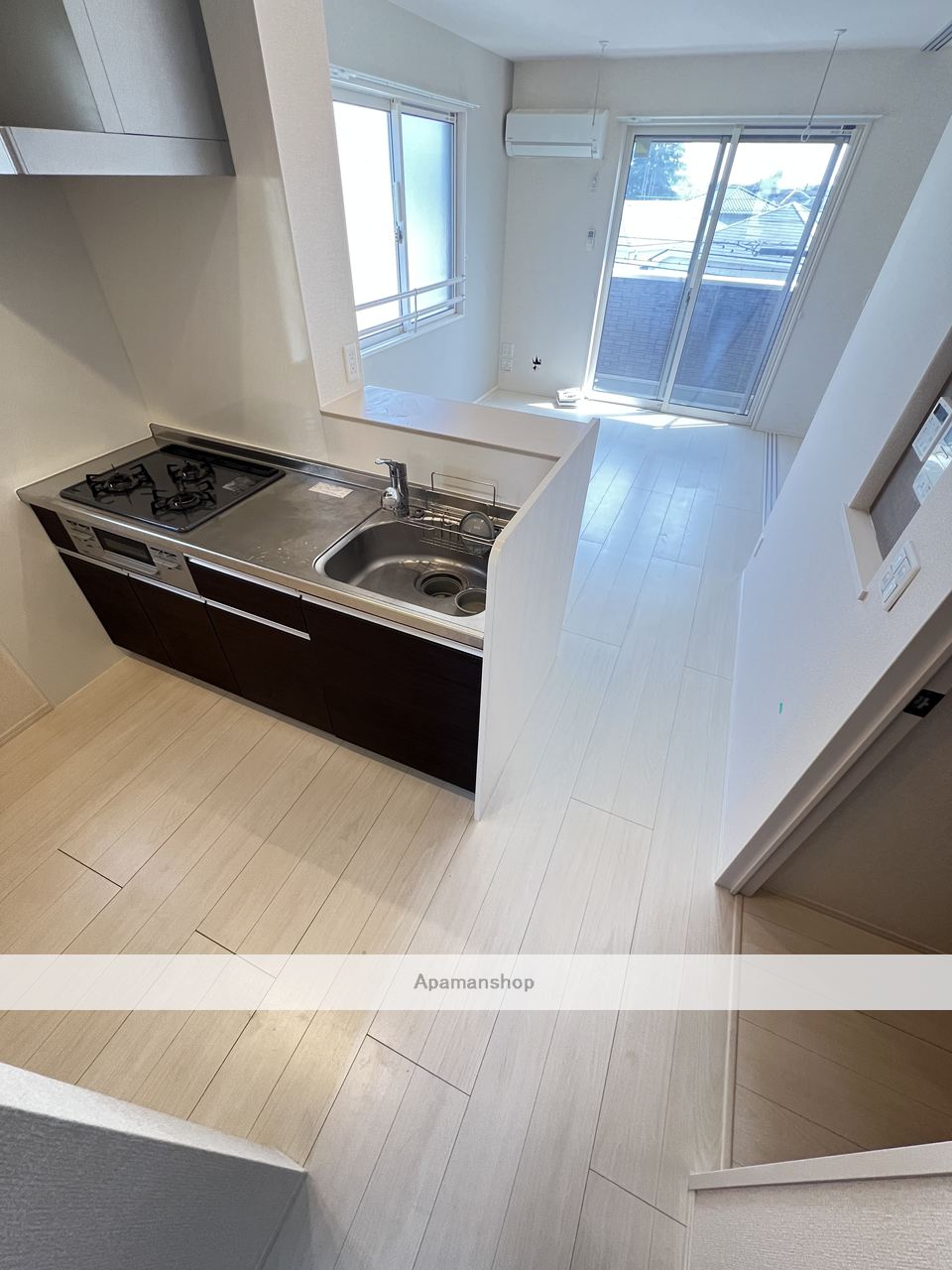 キッチン　＊同物件、別部屋になります。