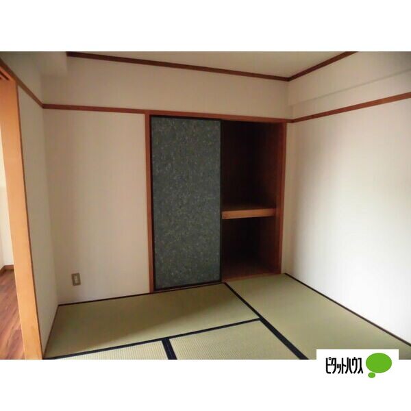 収納　他号室の写真です。