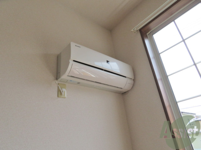 その他設備　エアコンがはじめからついているってなんだか嬉しいです。