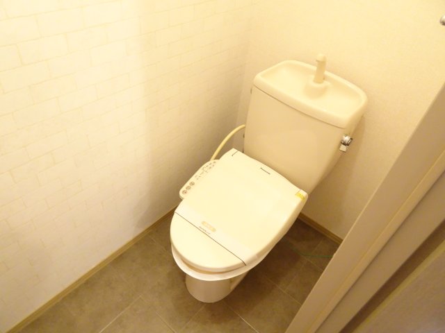 【レジデンスかとう　Ａ棟のトイレ】