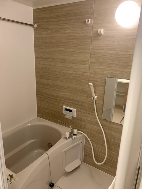 ステラート住居の風呂写真
