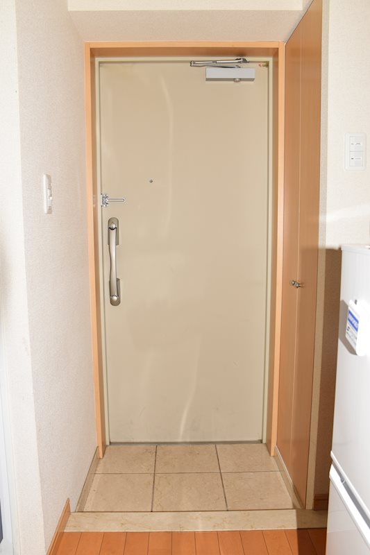 玄関　■□仲介手数料は半月分【0.54ヶ月】となっております！