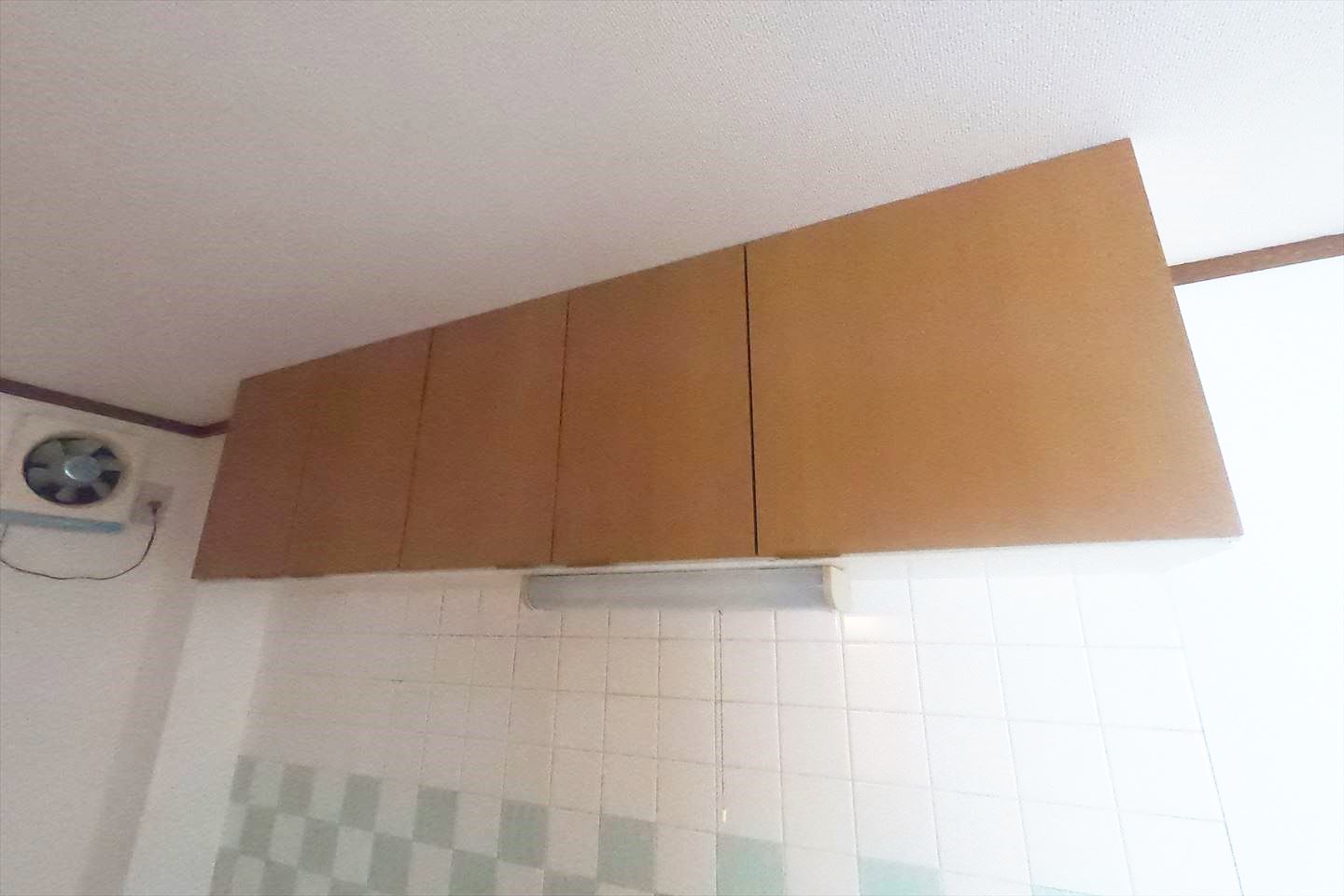 その他設備　キッチン上収納